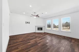 219 Co Rd 4690, Boyd, TX 76023 - Photo 11