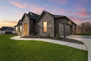 219 Co Rd 4690, Boyd, TX 76023 - Photo 37