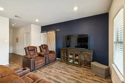 8012 Gallup Avenue, Aubrey, TX 76227 - Photo 9