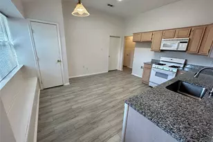 4421 Crystal Ln, Garland, TX 75043 - Photo 3