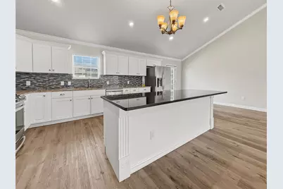 130 Lamar Street, Sulphur Springs, TX 75482 - Photo 11