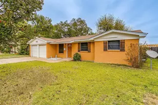 120 Wanda Way, Burleson, TX 76028 - Photo 1