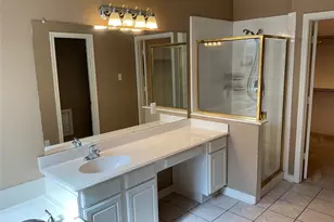 221 S Village Dr, McKinney, TX 75072 - Photo 13