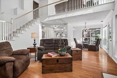 14592 Greenleaf Court, Addison, TX 75001 - Photo 7