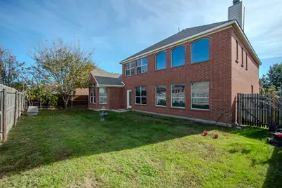 2228 Sparrow Hawk Court, Grand Prairie, TX 75052 - Photo 7