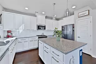 101 Crossroads Cir, River Oaks, TX 76114 - Photo 7