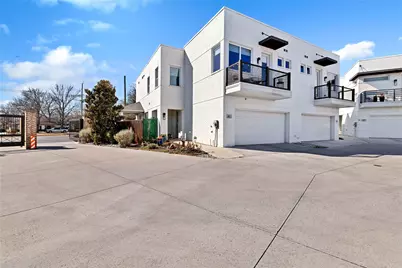 101 Crossroads Circle, River Oaks, TX 76114 - Photo 1