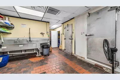 313 Castle Drive, Garland, TX 75040 - Photo 9