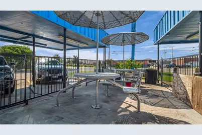 313 Castle Drive, Garland, TX 75040 - Photo 17