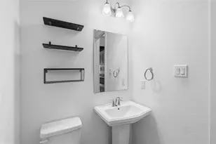 3127 Cliff Swallow Ln, Arlington, TX 76005 - Photo 15