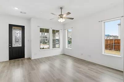 3127 Cliff Swallow Lane, Arlington, TX 76005 - Photo 9