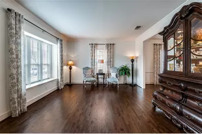 1718 E Branch Hollow Drive, Carrollton, TX 75007 - Photo 5