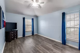 1718 E Branch Hollow Dr, Carrollton, TX 75007 - Photo 23