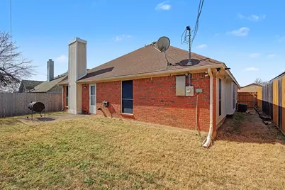645 Cross Ridge Circle N, Fort Worth, TX 76120 - Photo 25