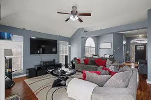 645 Cross Ridge Circle N, Fort Worth, TX 76120 - Photo 15