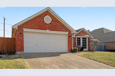 645 Cross Ridge Circle N, Fort Worth, TX 76120 - Photo 3