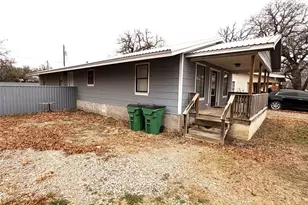 503 E Sadosa St, Eastland, TX 76448 - Photo 27