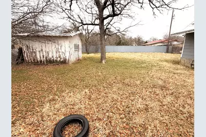 503 E Sadosa Street, Eastland, TX 76448 - Photo 29