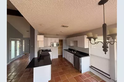 5604 Trail Crest Drive, Arlington, TX 76017 - Photo 3