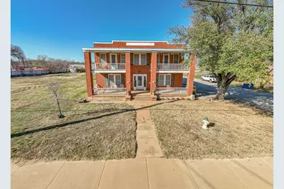 900 W West Walker, Breckenridge, TX 76424 - Photo 3