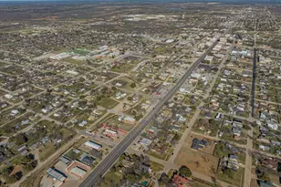 900 W West Walker, Breckenridge, TX 76424 - Photo 5