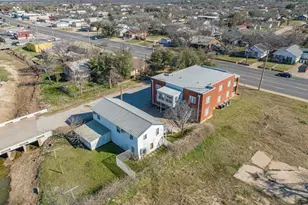 900 W West Walker, Breckenridge, TX 76424 - Photo 9