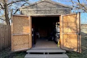 1709 Franklin Ave, Bonham, TX 75418 - Photo 21