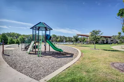 523 Deer Canyon Way, Princeton, TX 75407 - Photo 37