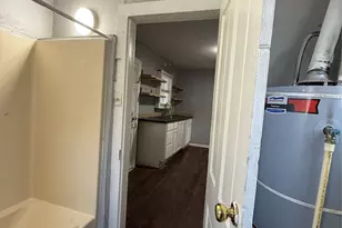 1801 W Bond St, Denison, TX 75020 - Photo 11