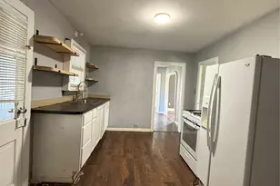 1801 W Bond St, Denison, TX 75020 - Photo 9