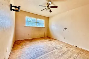 2300 SE 11th St, Mineral Wells, TX 76067 - Photo 17