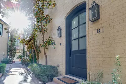 3816 Hawthorne Avenue #B, Dallas, TX 75219 - Photo 3