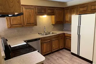 11826 Garden Terrace Dr, Dallas, TX 75243 - Photo 7