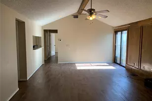 11826 Garden Terrace Dr, Dallas, TX 75243 - Photo 5