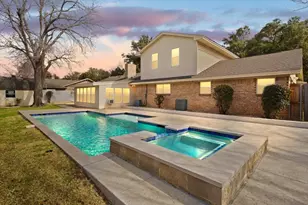 4013 Golden Oaks Dr, Haltom City, TX 76117 - Photo 3