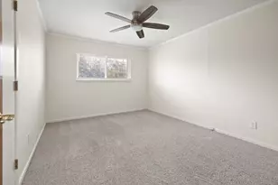 4013 Golden Oaks Dr, Haltom City, TX 76117 - Photo 15