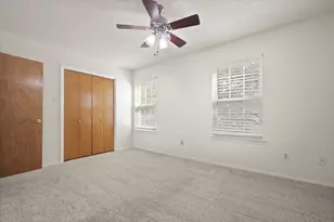 4013 Golden Oaks Dr, Haltom City, TX 76117 - Photo 33