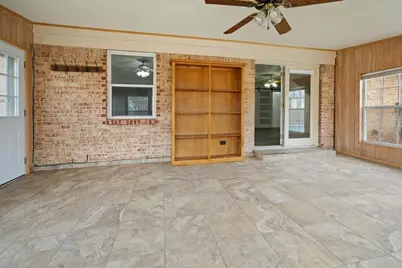 4013 Golden Oaks Drive, Haltom City, TX 76117 - Photo 29