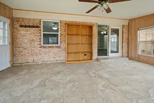 4013 Golden Oaks Dr, Haltom City, TX 76117 - Photo 29