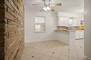 4013 Golden Oaks Dr, Haltom City, TX 76117 - Photo 21