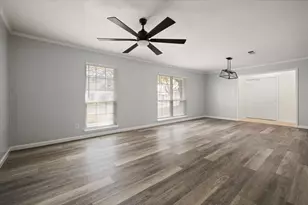 4013 Golden Oaks Dr, Haltom City, TX 76117 - Photo 7