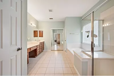 1804 Hill Ridge Drive, Flower Mound, TX 75028 - Photo 23