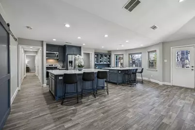 2703 Baldwin Drive, Arlington, TX 76012 - Photo 9