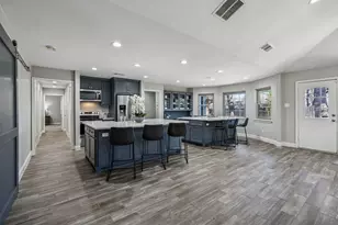 2703 Baldwin Dr, Arlington, TX 76012 - Photo 9