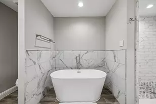 2703 Baldwin Dr, Arlington, TX 76012 - Photo 13