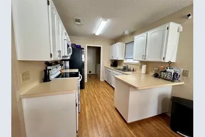 5920 Hilltop Drive, Watauga, TX 76148 - Photo 11