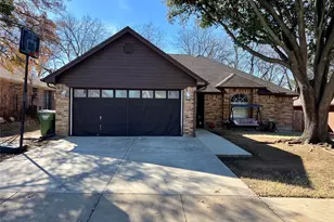 5920 Hilltop Dr, Watauga, TX 76148 - Photo 1