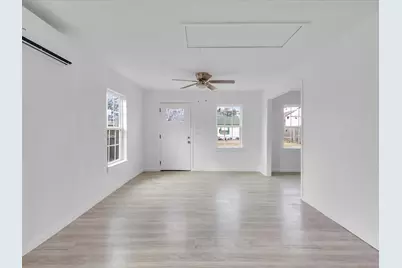 2001 Edmonia Court, Fort Worth, TX 76105 - Photo 7