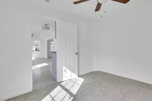 2001 Edmonia Ct, Fort Worth, TX 76105 - Photo 13