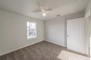 6215 Roby Dr, Arlington, TX 76001 - Photo 17